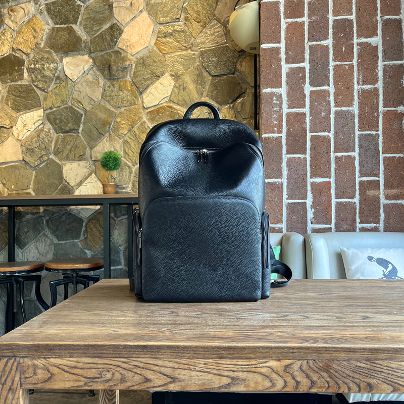 狼道2025新款真皮商务通勤大容量双肩包男旅行背包出差旅游电脑包