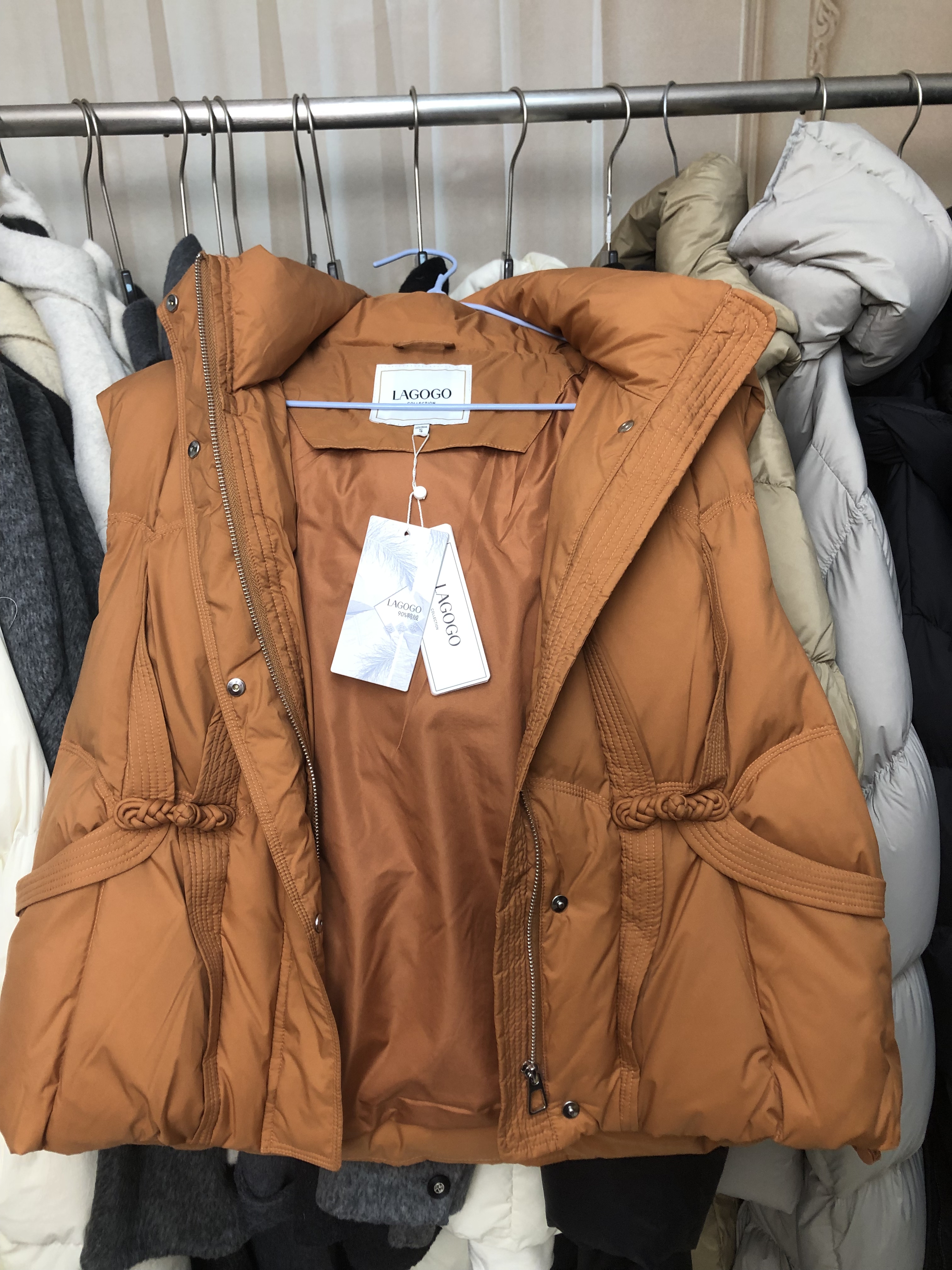 开包实拍孤品新款90白鸭绒连帽羽绒服