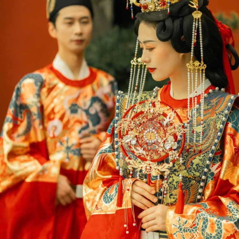 蟒袍新娘新郎结婚汉服中式花嫁