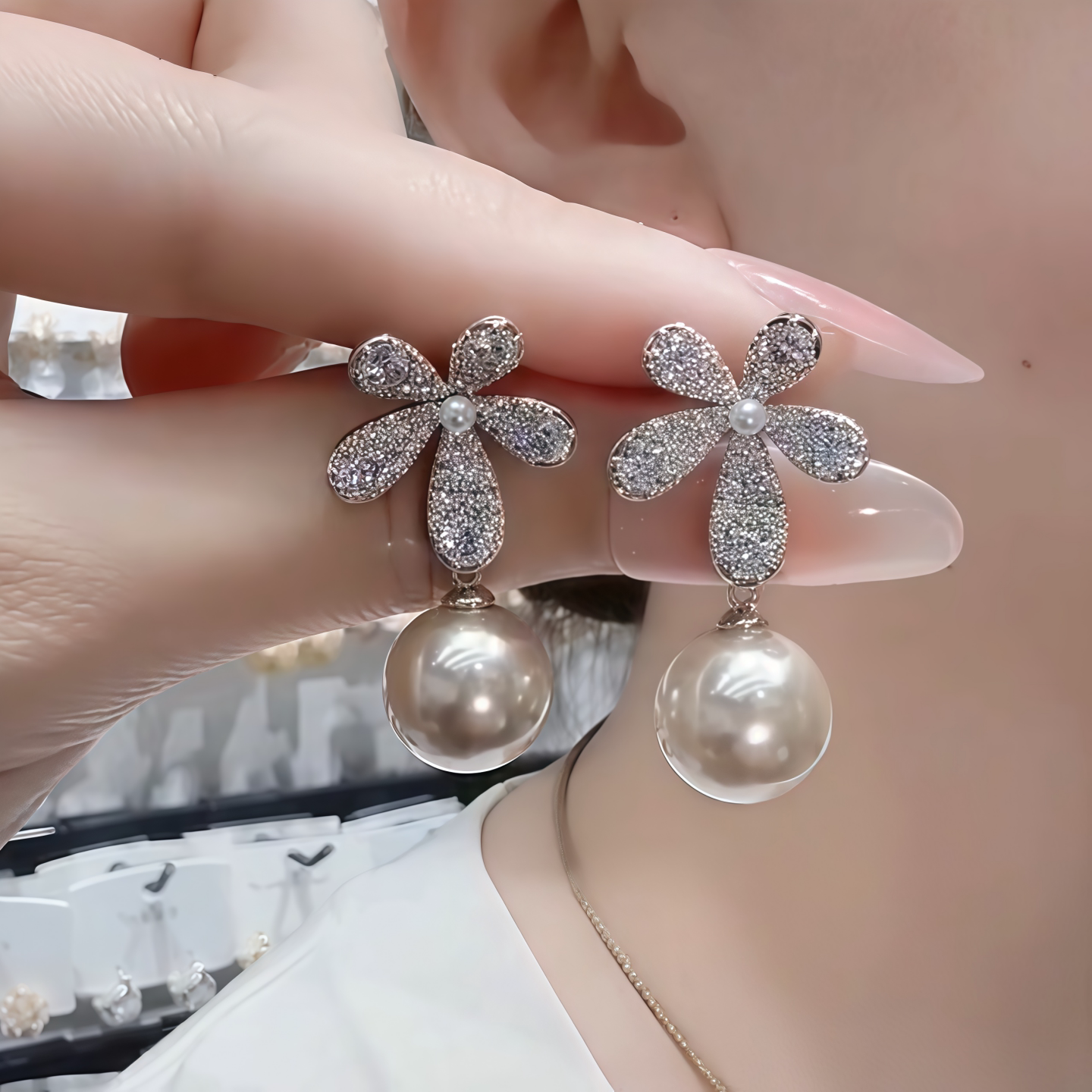 超闪满钻五叶珍珠纯银针耳环
