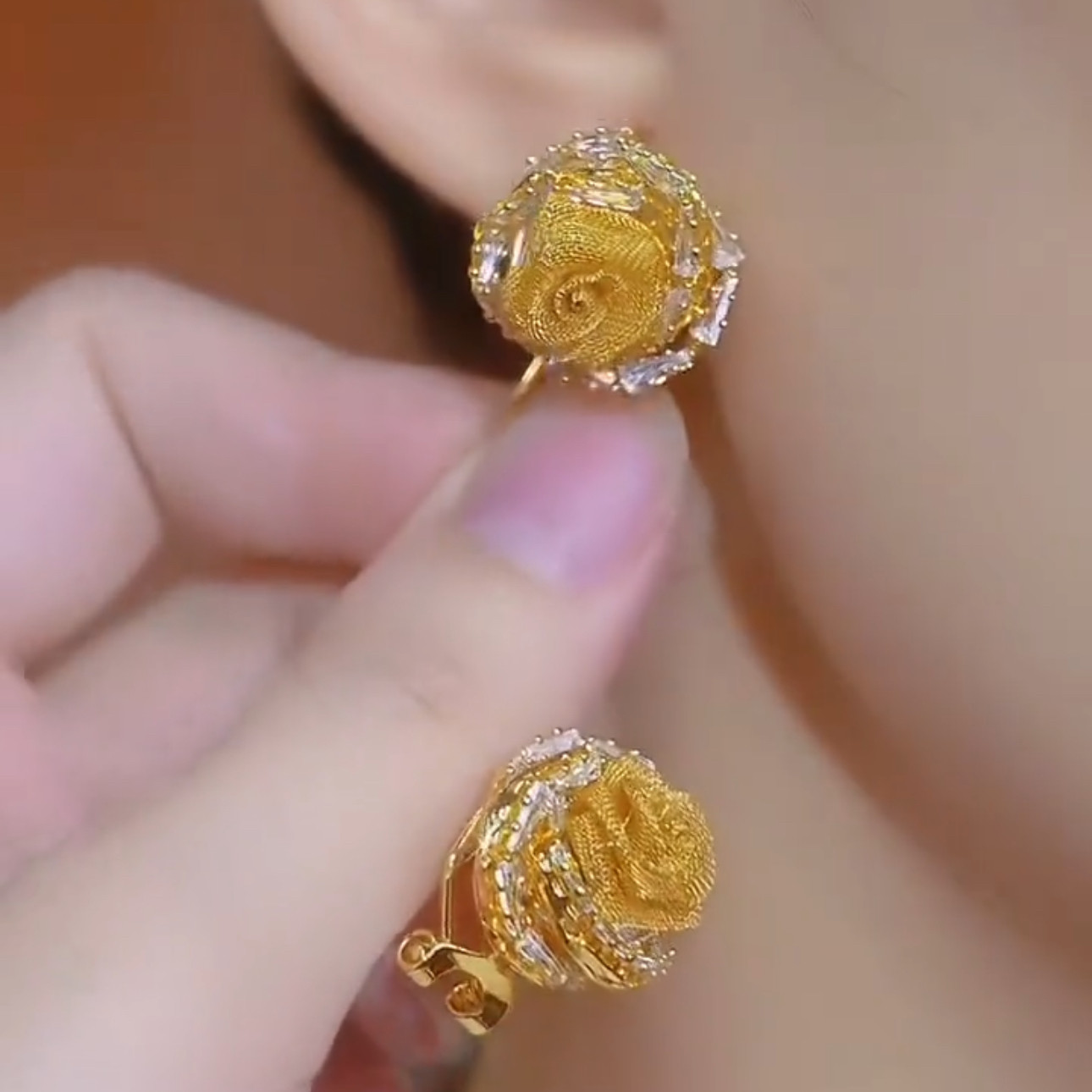 法式复古金丝网状水晶玫瑰花耳扣女精致百搭耳坠2025新款耳针耳饰