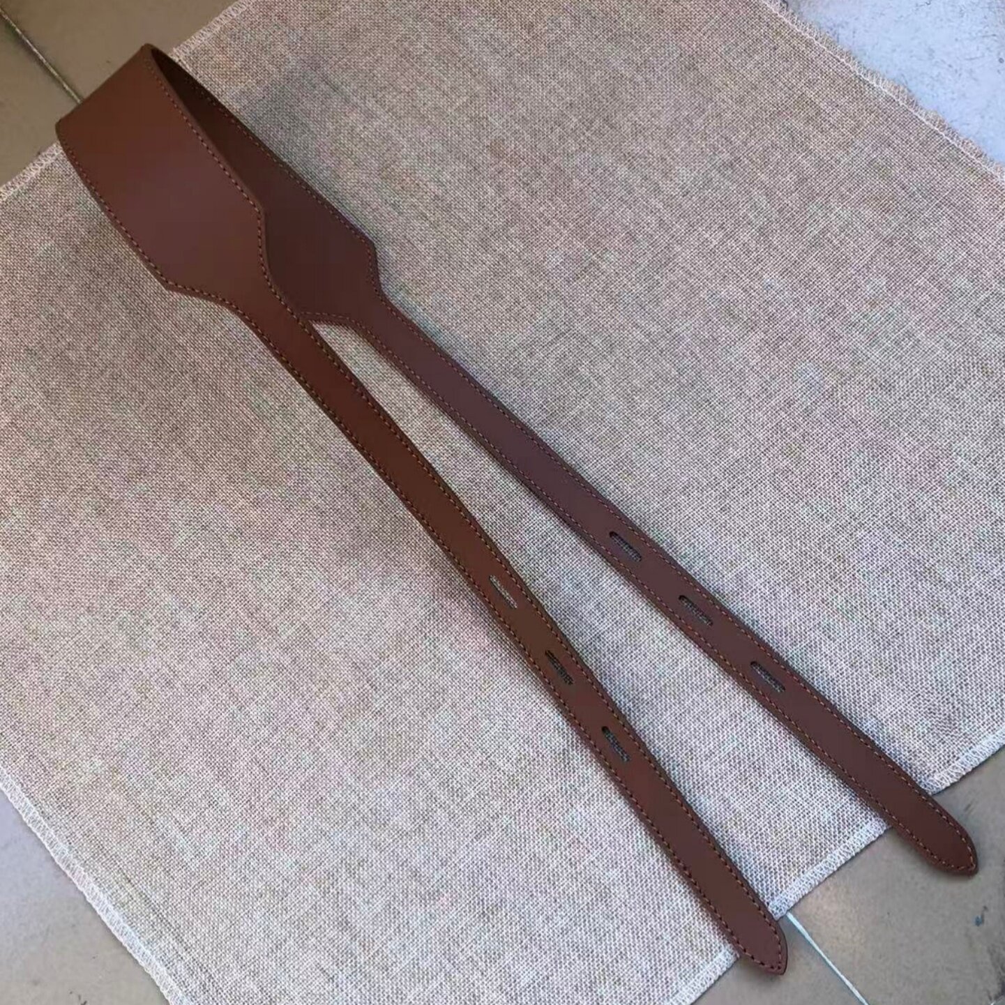 真皮减压包带可调节单肩斜挎宽肩带椭圆长孔两用替换配件包带子