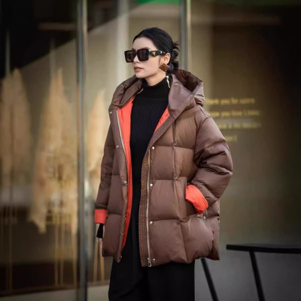 跨境时尚简约文艺羽绒服女面包服宽松A版撞色连帽加厚白鸭绒外套,女装/女士精品,羽绒服,淘宝优惠券,粉丝福利购,淘宝优惠卷