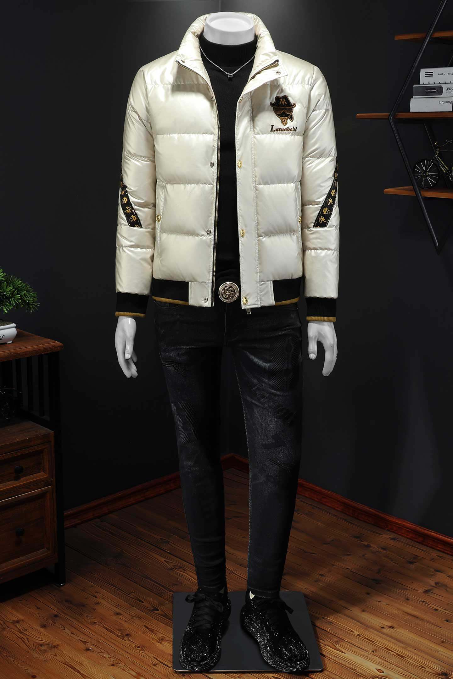 Y9853P3352025高端冬季90%白鸭绒绣花立领羽绒服空365，男装羽绒服，钱塘6016-1(原3019)