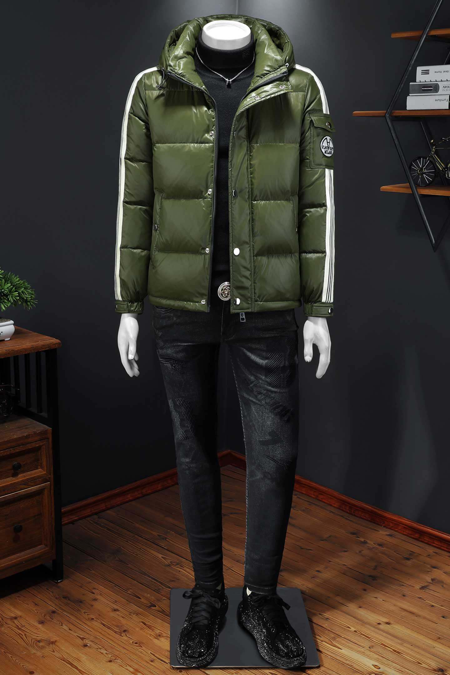 Y9861P3502025高端冬季90%白鸭绒亮面连帽羽绒服假模385，男装羽绒服，钱塘6016-1(原3019)