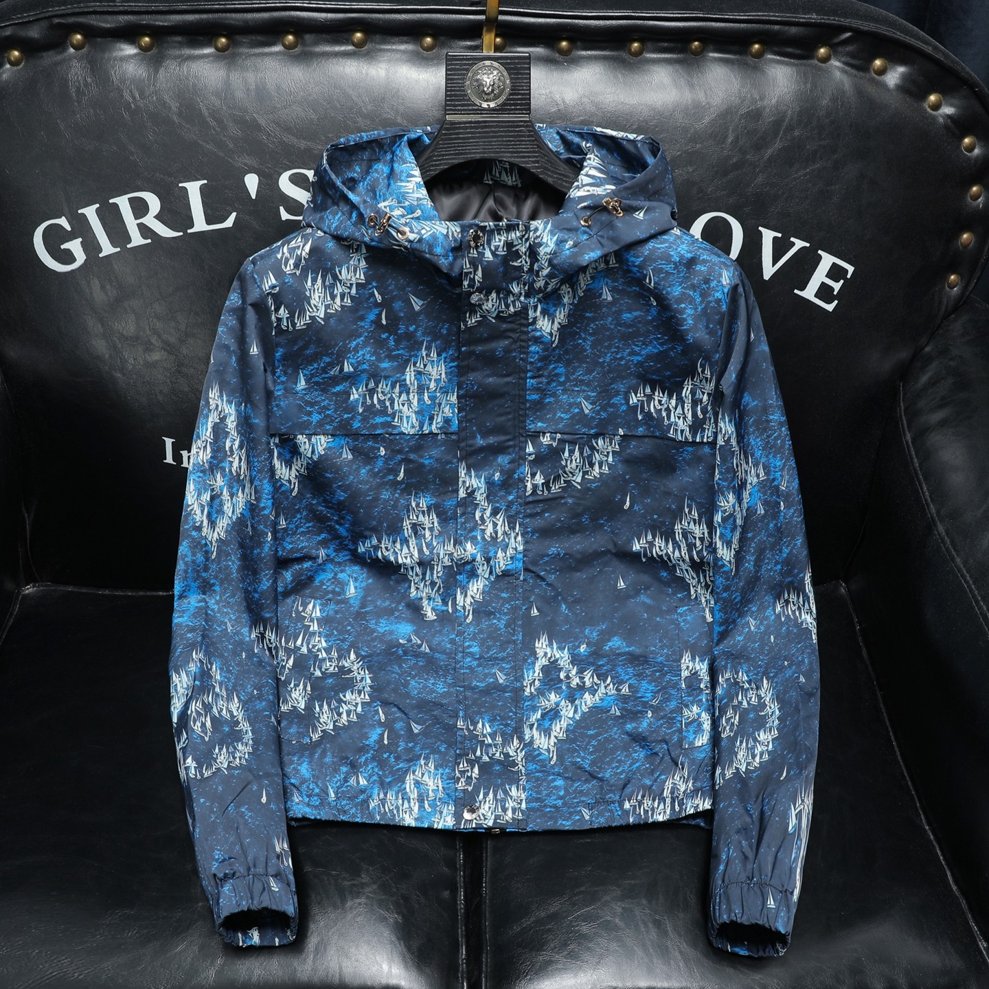 2026年新款连帽休闲夹克钱塘3019-JK9303P140沙发商标已注册，男装夹克，钱塘6016-1(原3019)