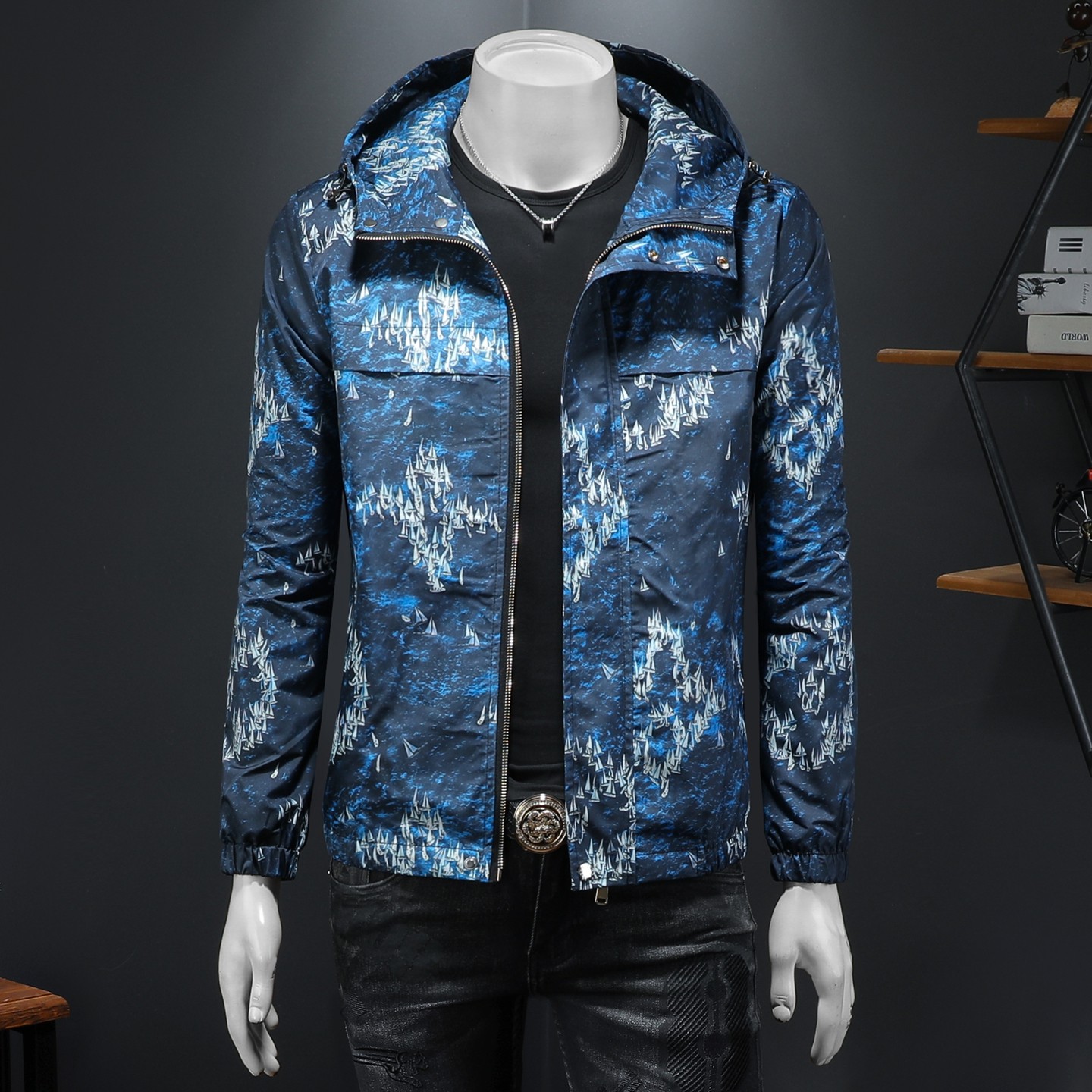 2026年新款连帽休闲夹克钱塘3019-JK9303P140假模商标已注册，男装夹克，钱塘6016-1(原3019)