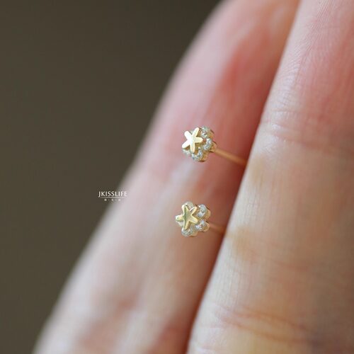 9K黄金ini可爱星星花小巧耳钉