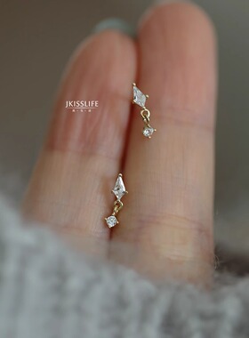9K黄金 微光闪烁 精致极简浪漫K金耳钉 小巧温柔日系百搭日常通勤