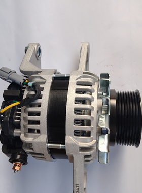 适用五十铃4HK1/ZAX200/330发电机2100J8-BX 28V100A扁线圈大功率