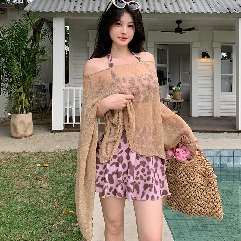 泳衣女性感微胖mm比基尼分体三件套辣妹罩衫披肩度假绝美大码泳装