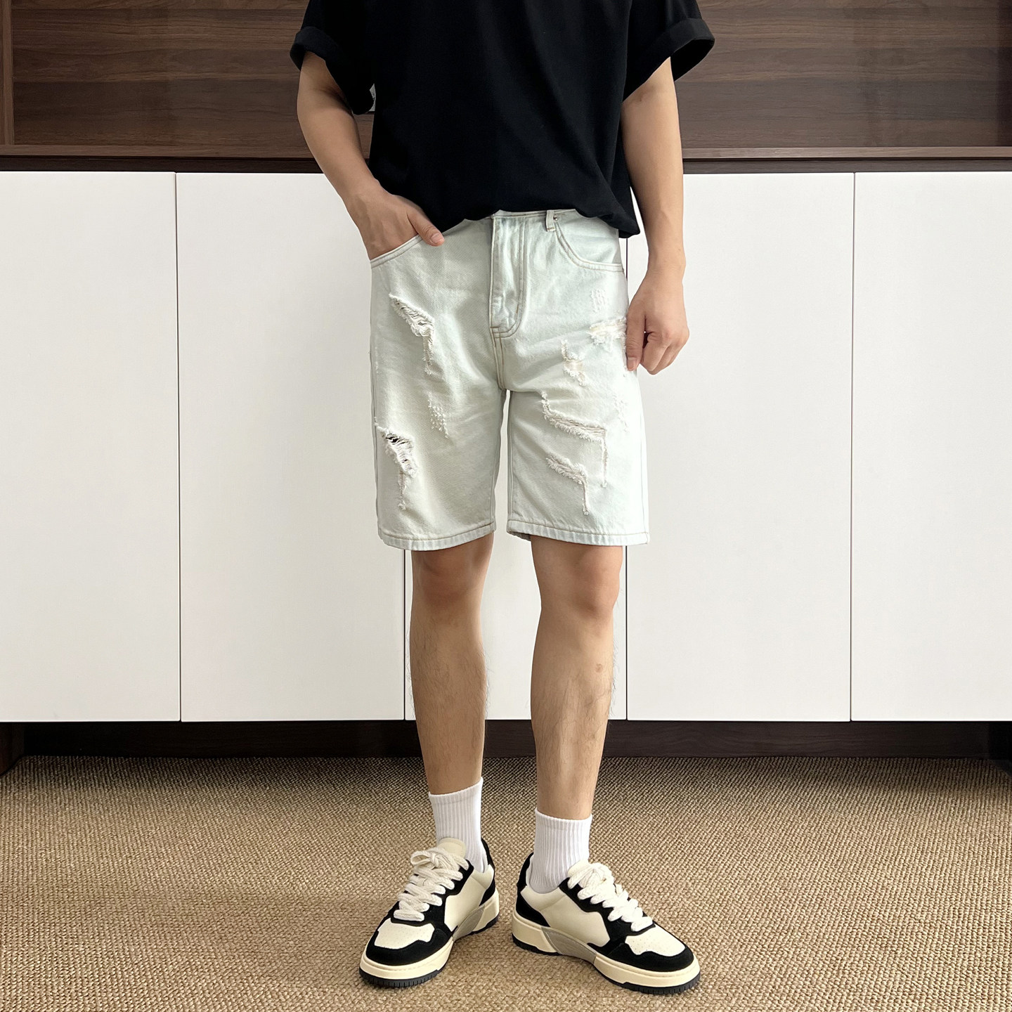 无弹夏季薄款水洗复古浅蓝色破洞牛仔短裤男款2026男士休闲五分裤