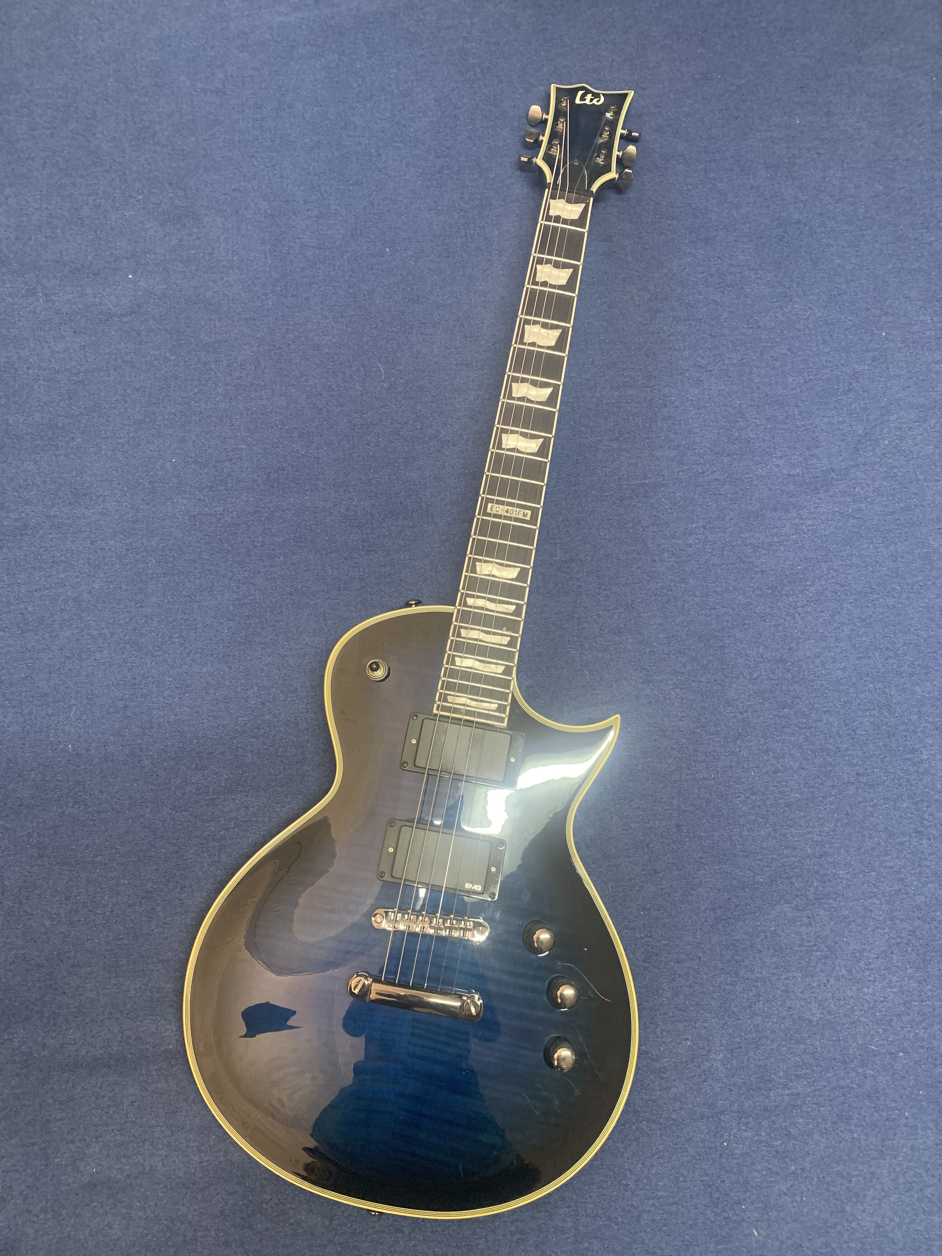 日本ESP 旗下LTD电吉他 ec401fm主动emg8160拾音器lp款吉他