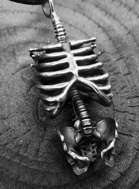 男生女生钛钢黑金属吊坠立体精致