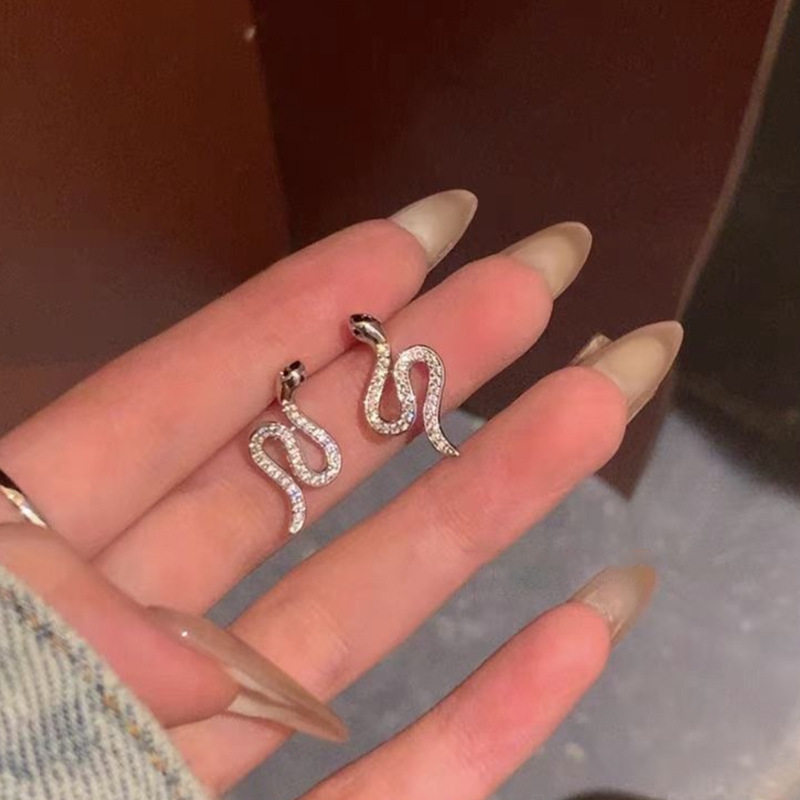 法国Chrry Koop财阀大女主蛇型耳钉小众气质独特耳环设计感高级