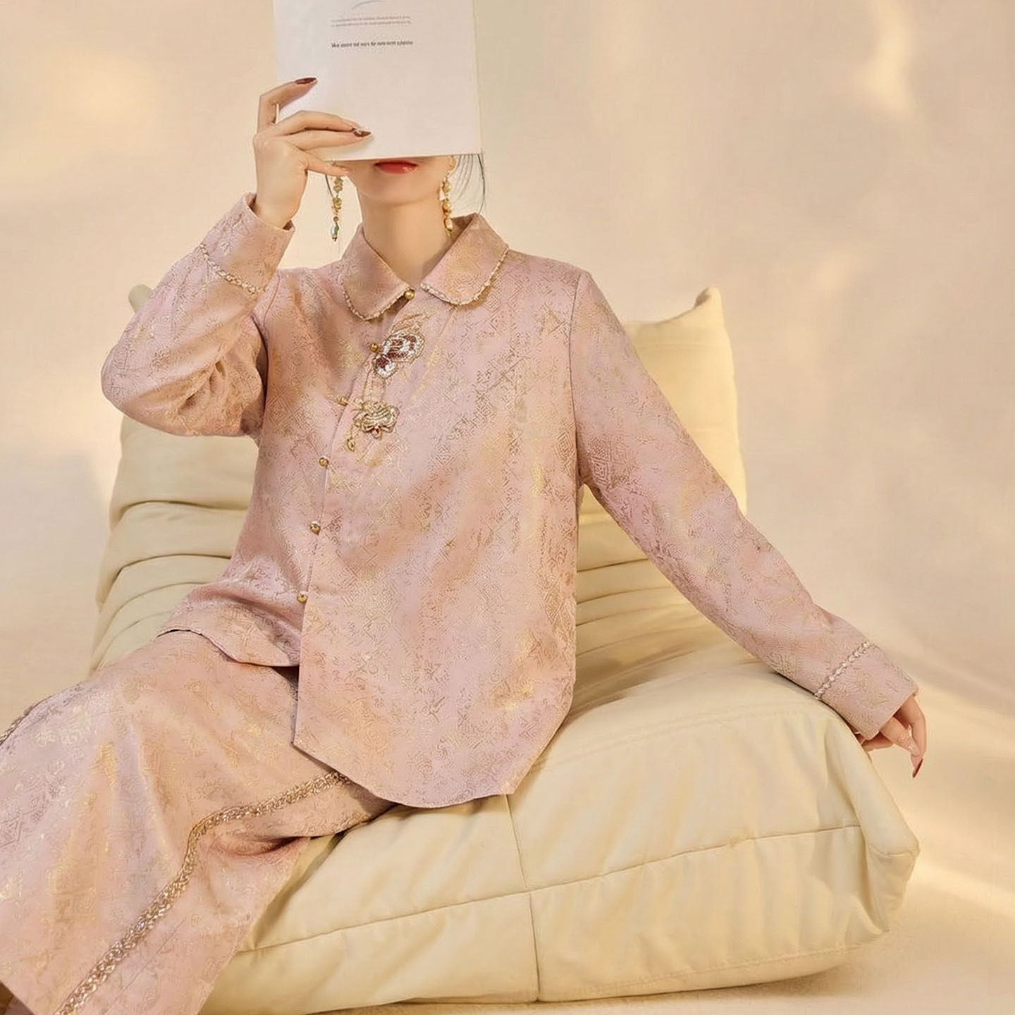 2026春装新款 轻奢新中式钉珠提花娃娃领斜襟衬衫上衣半裙套装