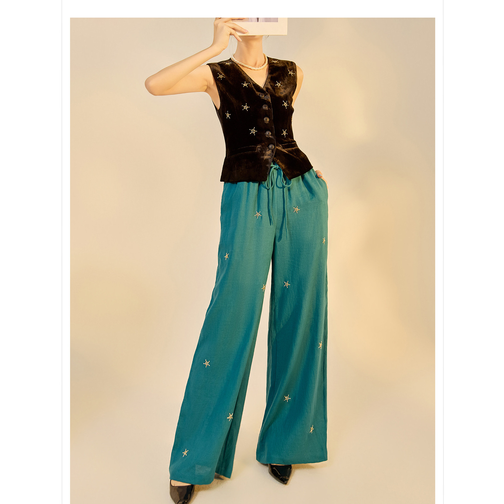 2025秋装新款 轻奢新中式国风复古V领钉珠桑蚕丝马甲背心亚麻长裤