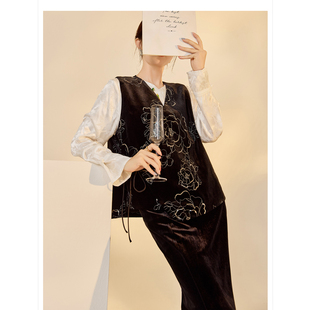 2025秋装新款轻奢新中式国风牡丹珠片绣改良唐装黑色系带马甲背心