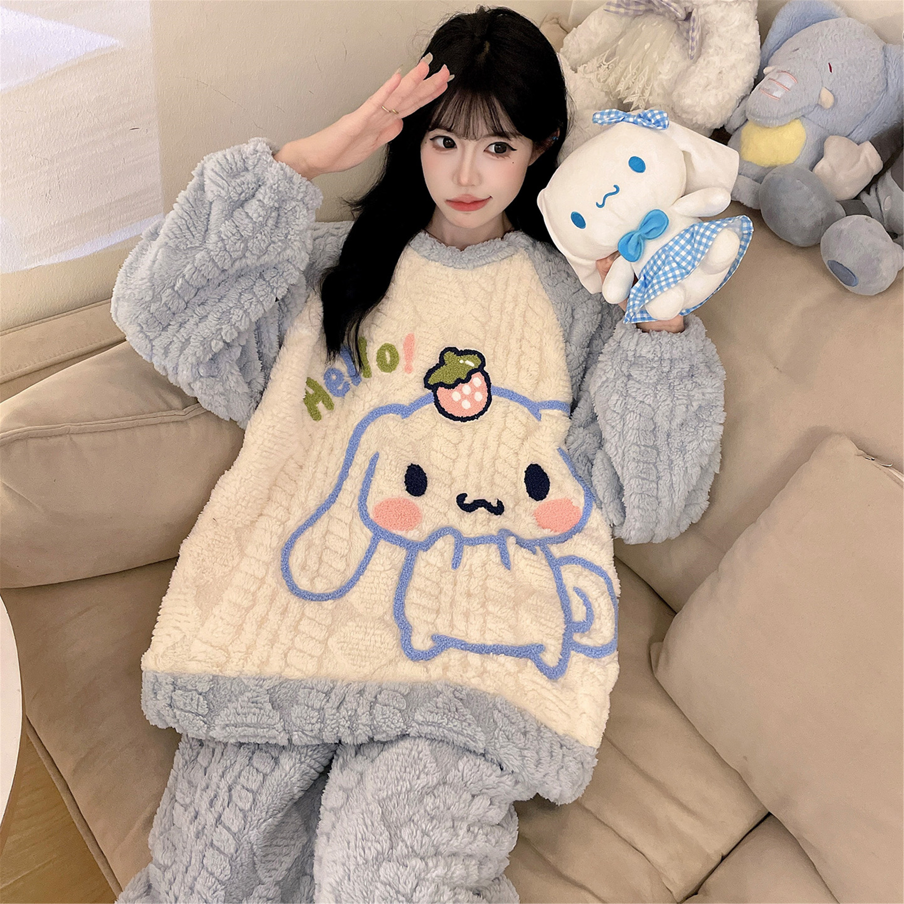 珊瑚绒睡衣女款秋冬季加绒加厚保暖法兰绒卡通可爱学院风家居服女