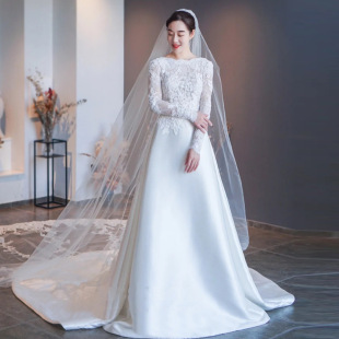 法式缎面主婚纱2026新款新娘长袖显瘦一字肩简约白色长拖尾女