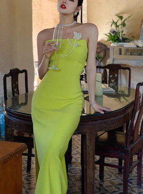 柠檬黄色惊艳高级感抹胸晚礼服法式轻奢年会小礼服裙修身包臀长裙
