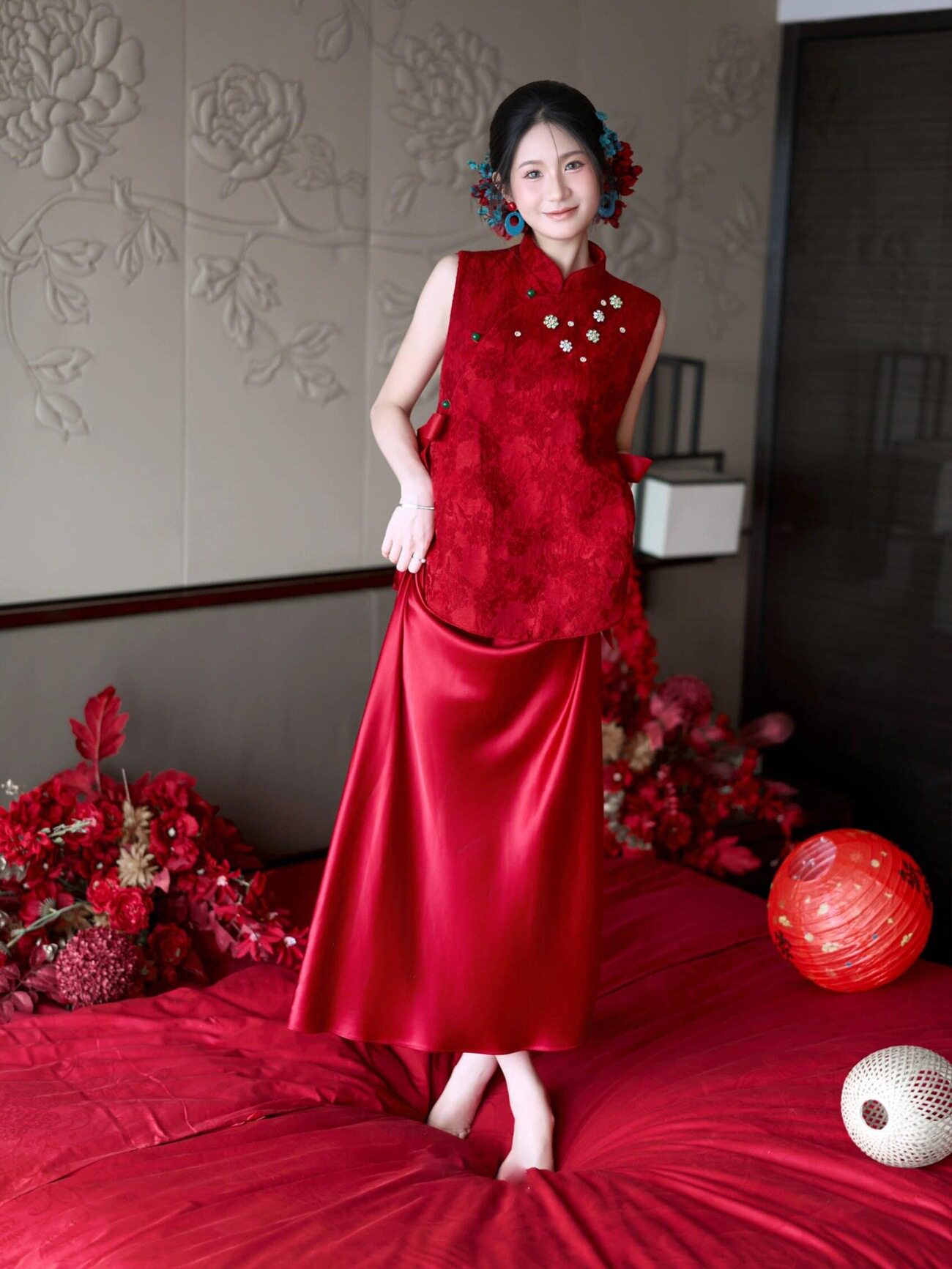 新中式红色订婚礼服晨袍女新娘高级感绝美敬酒服改良旗袍裙两件套