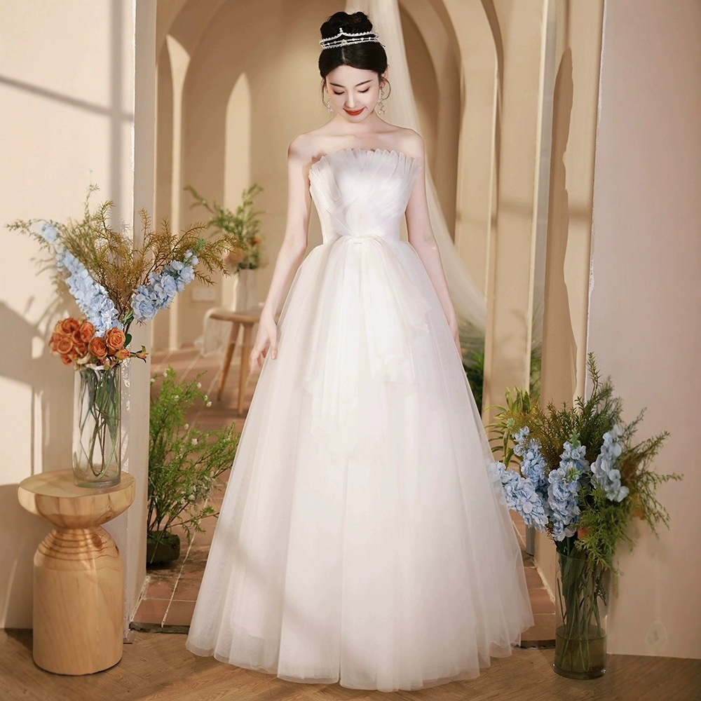 2025新款白色晚礼服裙女高级感高端轻奢小众婚纱生日成人订婚敬酒
