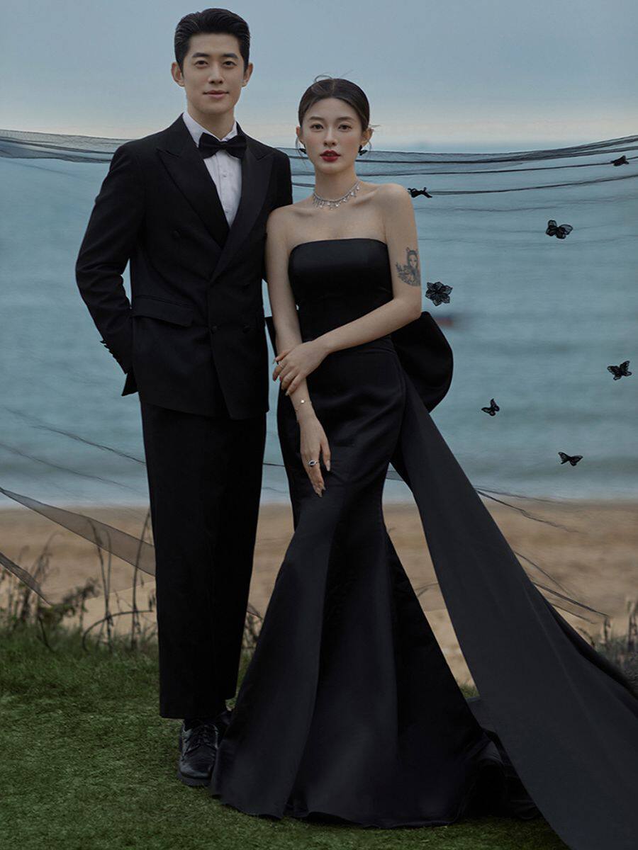 2026新款黑色抹胸连衣裙女高级感气质修身显瘦包臀礼服裙宴会婚纱