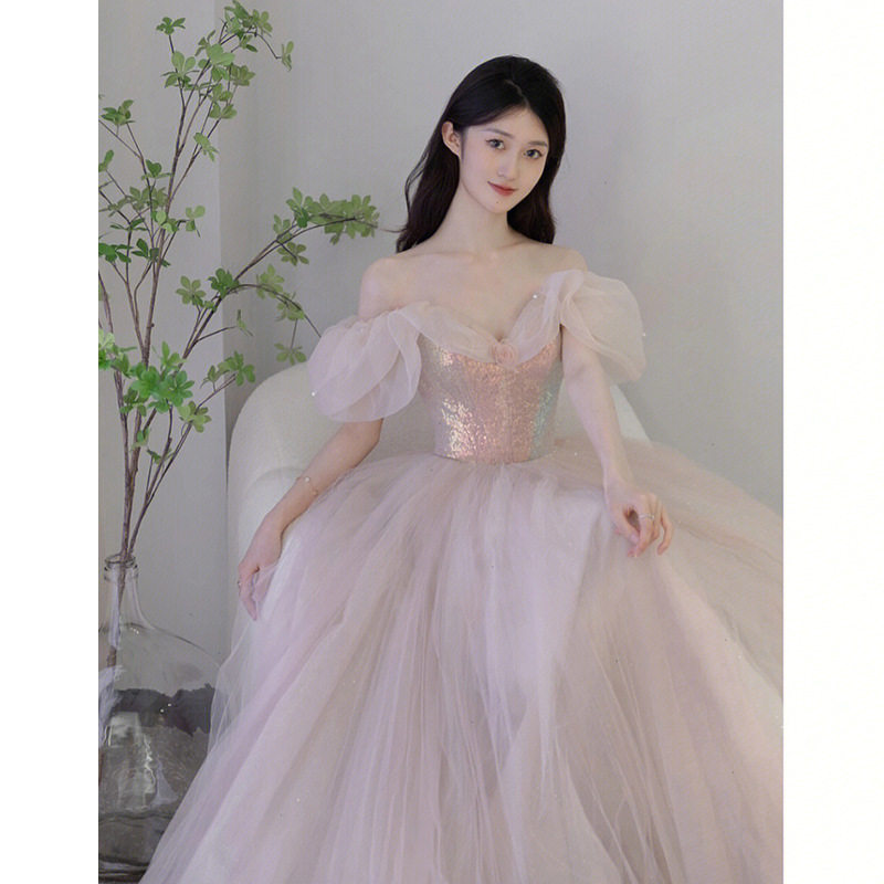 粉色伴娘服2025新款高端仙气晚礼服一字肩轻奢小众法式订婚裙女