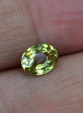 天然无烧黄绿色蓝宝石裸石椭圆形戒面1.5克拉金丝雀满火彩送证书