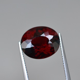 大颗天然铁镁铝石榴石裸石12*14毫米12ct净度好血红色满火彩包邮