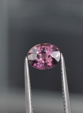 天然无烧红色蓝宝石裸石椭圆形6.1*7.8毫米火彩1.73ct包邮送证书