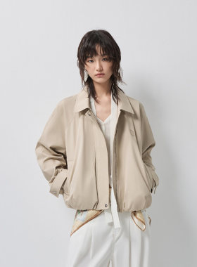 短款外套女2026年秋季新款翻领宽松休闲百搭洋气阔型上衣夹克潮流
