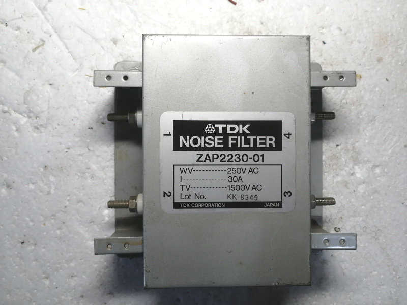 日本 TDK 电源滤波器 ZAP2230-01 250V 30A 高性能电源滤波器