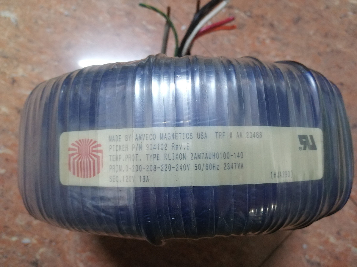 拆机美国箭猪隔离进口环形变压器 功率2280W 240v转120v带屏蔽线