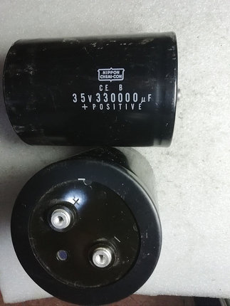 日本化工黑金刚 35v 330000uf 33万uf 螺丝脚电解电容