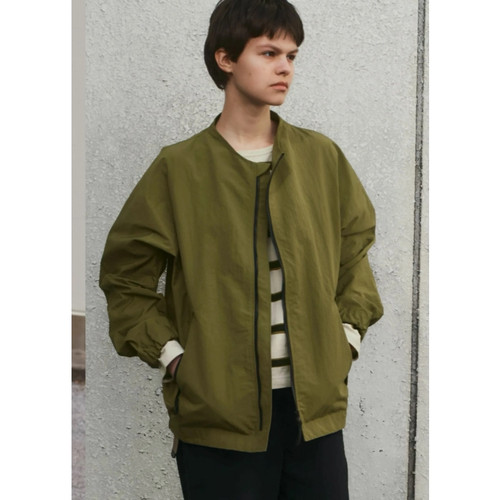 人人能穿英国M 日本在售 compact nylon 机能夹克