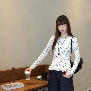 甜美风白色波点长袖T恤女2026春秋新款荷叶边打底衫显瘦内搭上衣