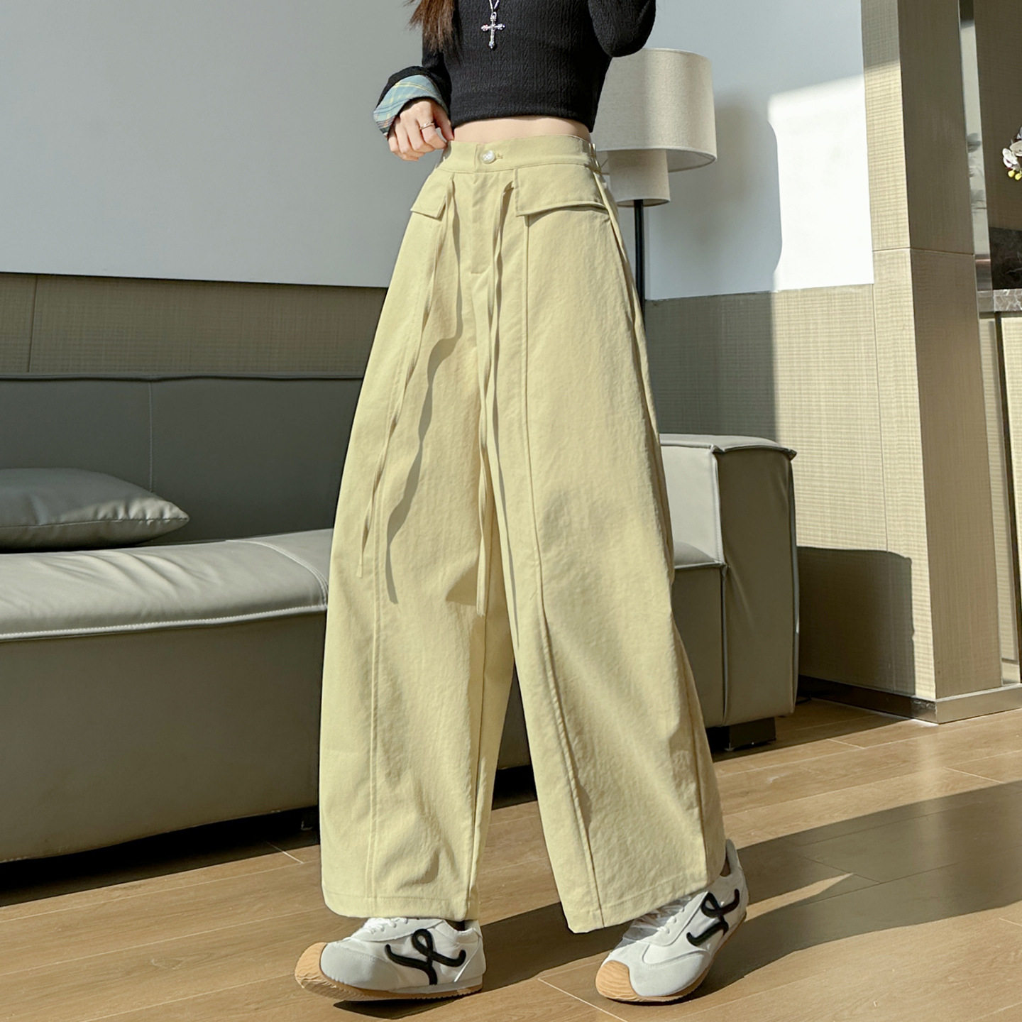 2026春新款设计感高腰阔腿西装休闲裤女松紧腰宽松直筒垂感直筒裤