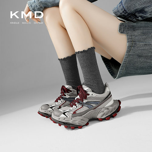 KMD 休闲运动鞋2026春季新款百搭女舒适透气跑步鞋增高厚底老爹鞋
