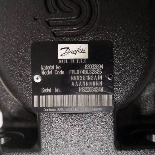 51D0801RD3NE2B1NNU1NNN040AAE60000丹佛斯DANFOSS柱塞马达