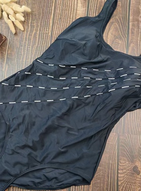 法码4248B50B欧美大尺码修身显瘦黑色三角连体泳衣温泉度假游泳衣