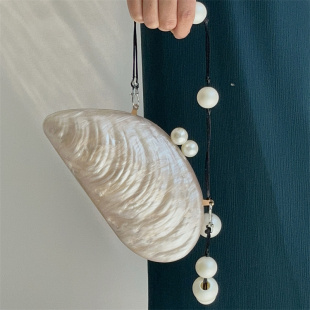 【CILI CLUTCH】 欧美时尚个性造型 蚌壳 亚克力凹造型链条手包