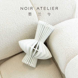 新中式 创意家居摆件 手工高级感客厅插花装 饰花瓶 皮质花瓶