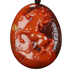 天然南红玛瑙南红玉生肖马火焰纹挂件原石雕件南红属火马