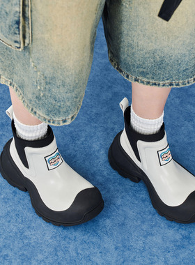 玛速主义2026新款厚底大头丑萌短靴女春百搭瘦瘦靴小众设计马丁靴