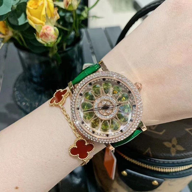 蒂米妮时来运转大表盘女士手表