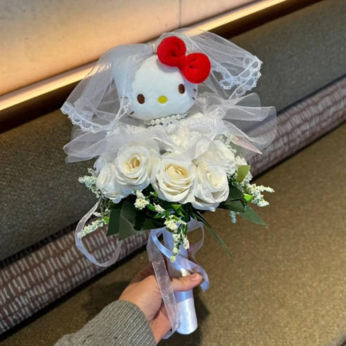 hellokitty包包挂件KT猫钥匙扣礼物毛绒礼物求婚结婚手捧花