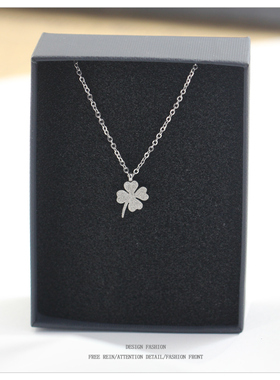 轻奢磨砂四叶草项链女潮小众设计感甜美百搭高级锁骨链送闺蜜礼物