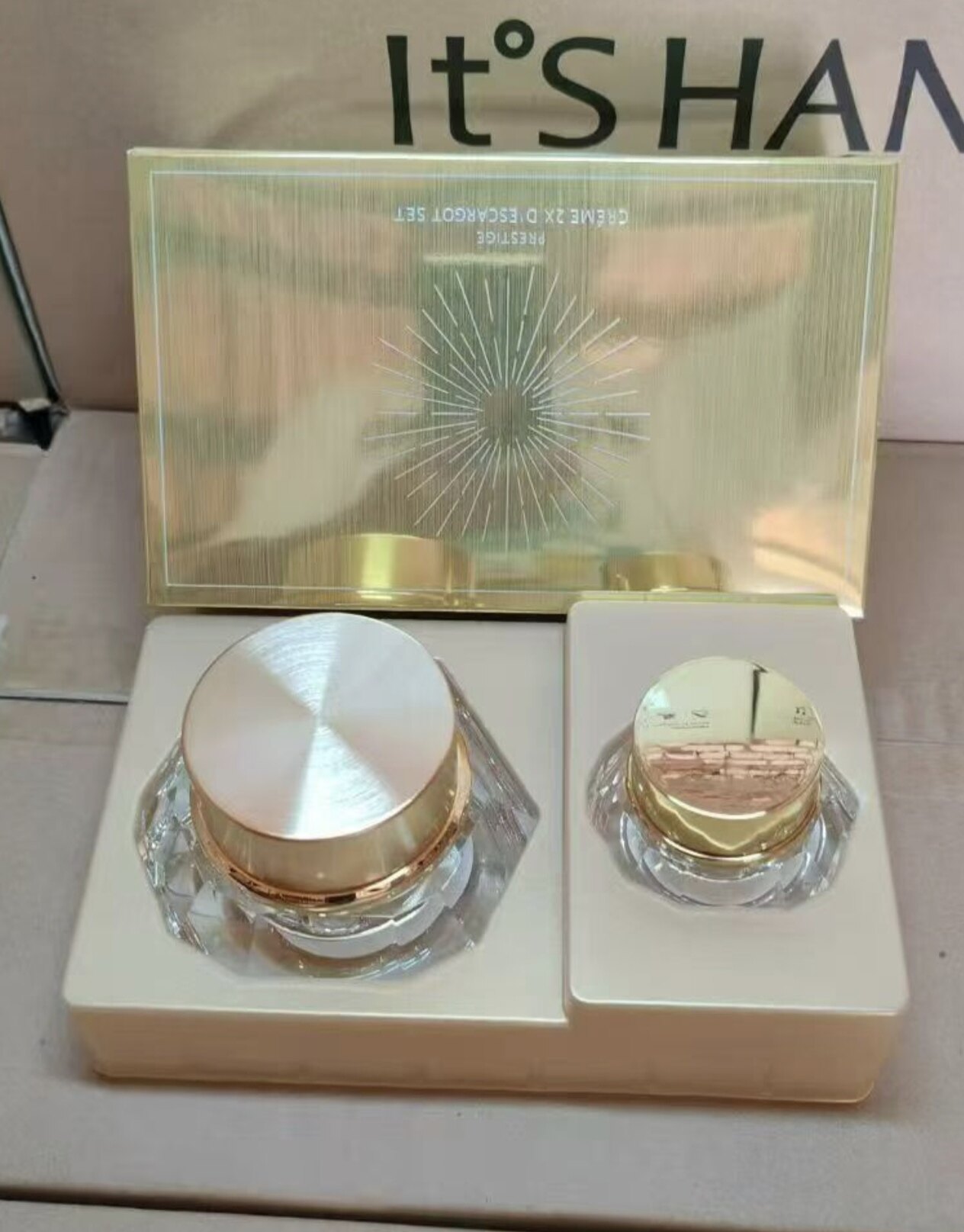 韩国正品伊思红参晶钻蜗牛面霜60ML新版滋润修护淡化痘印补水保湿